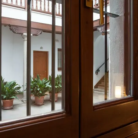 Apartment De Lujo En Antiguo Convento Granada